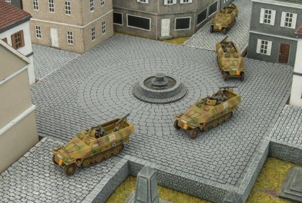 Gale Force Nine    Flames of War: Cobblestone Square - BB212 - 9420020234765