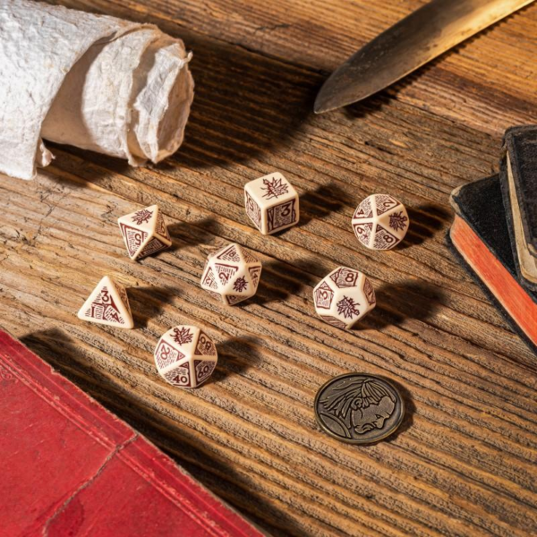 Q-Workshop    The Witcher Dice Set: Vesemir - The Old Wolf - SWVE74 - 5907699496655