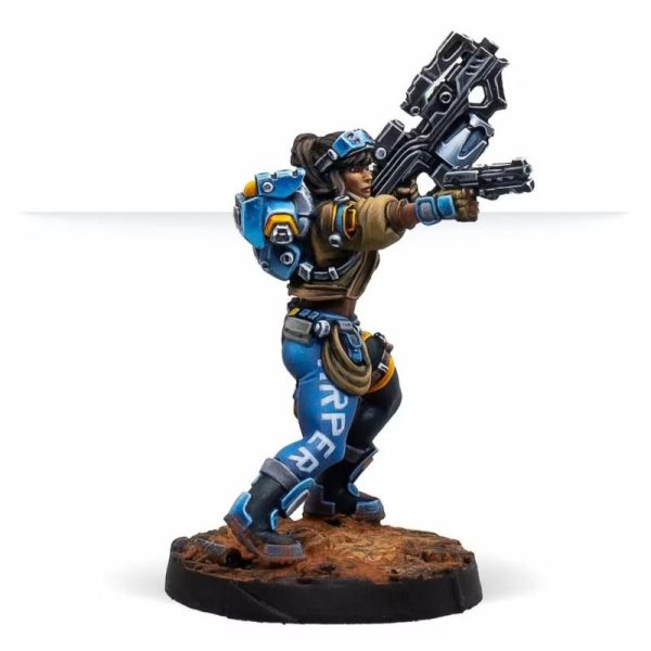 Corvus Belli Infinity   Dr. Priya Harper - Archeo-raider (Plasma Carbine) - 281244-1132 -